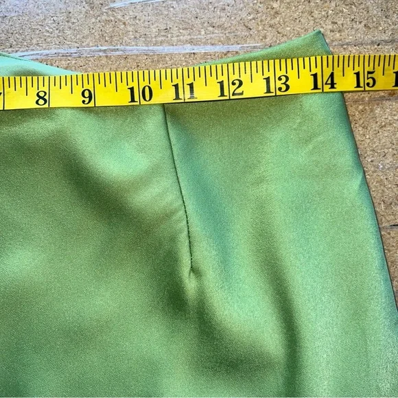 Showpo. Kaniva Midi Dress One Shoulder Open Back Dress in Olive Green Size 6 - Picture 14 of 16